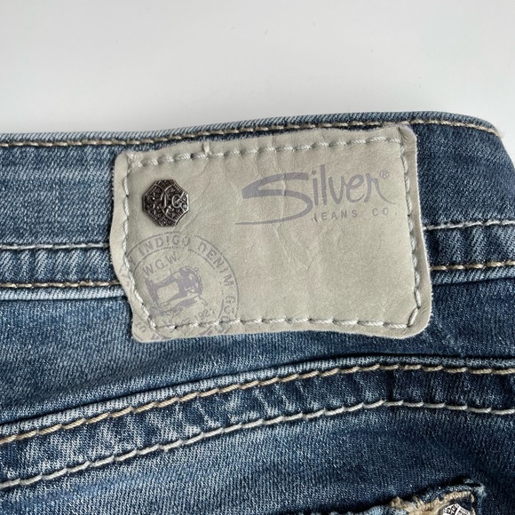 Blue distressed Silver western glove jeans size W27, capri length - Picture 6 of 6